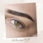 Maquillage permanent de sourcils poudrés ou plus souvent appelé powder brows